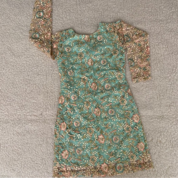 Pakistani eid semi formal 3 piece shirt, trousers, dupatta - Picture 10 of 16